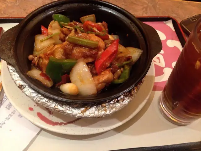 麻辣雞煲