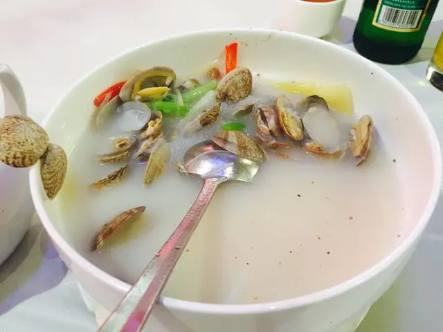 油鹽水魚湯浸大蜆