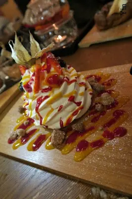 澳洲鮮草莓蛋白酥餅