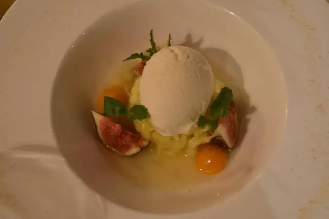 Pineapple tartar infused with fresh Bourbon vanilla