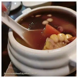 青木瓜雞腳燉湯