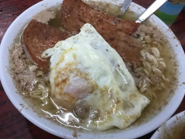 餐蛋麵
