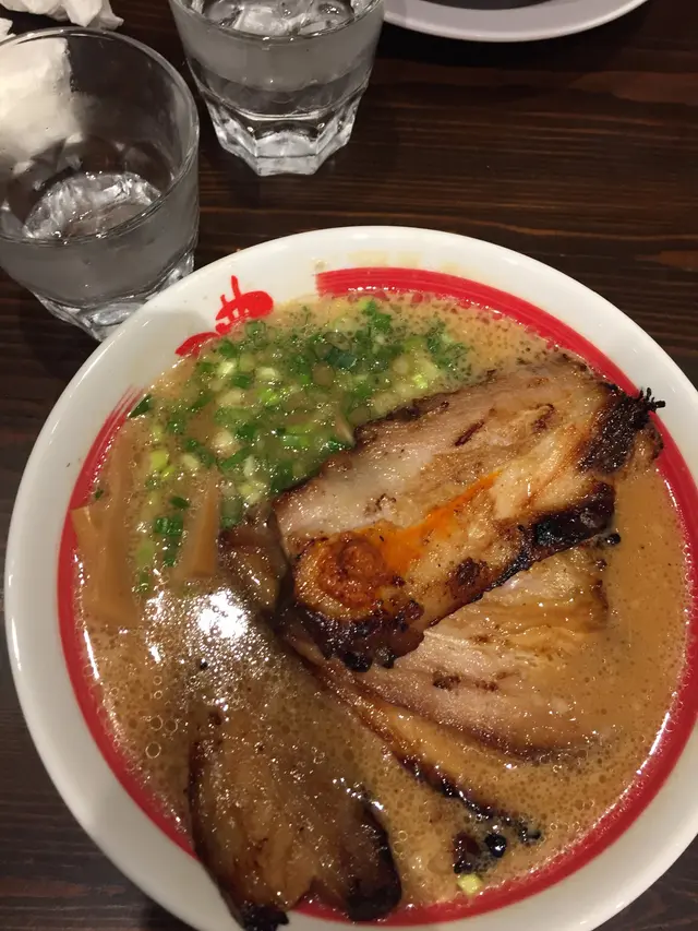 特盛炙燒豚肉拉麵