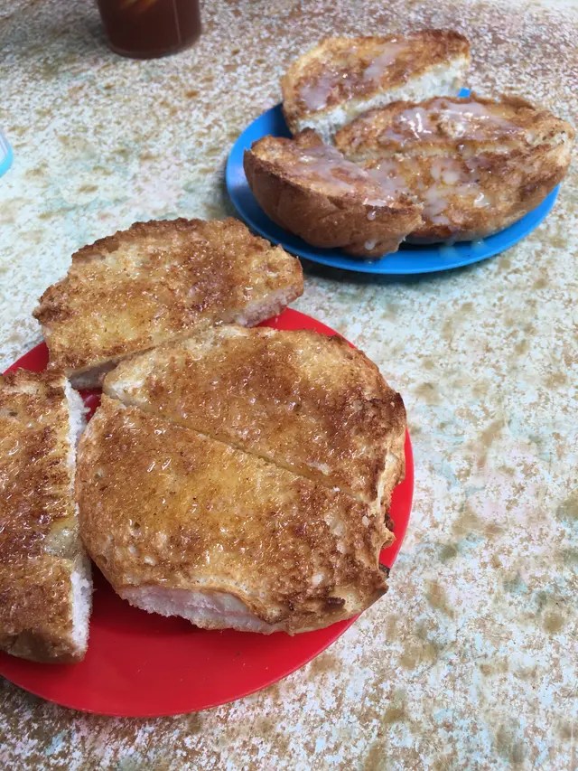 奶油脆脆及牛油檸檬汁蜜糖脆脆