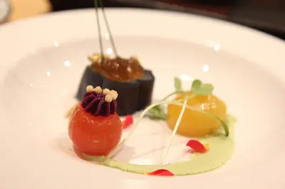 前菜小碟 : 日本小蕃茄