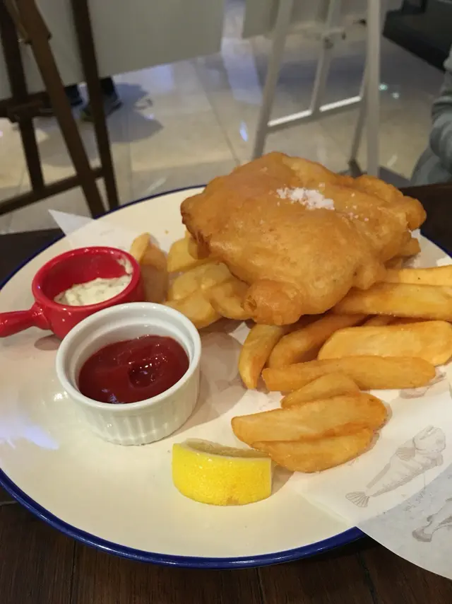 炸魚上的鹽最好先撥走一些再吃