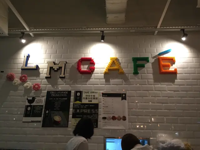 Lego砌得LMC做裝飾，別有一番韻味～