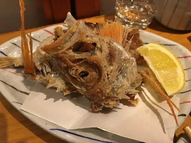 炸赤睦魚骨