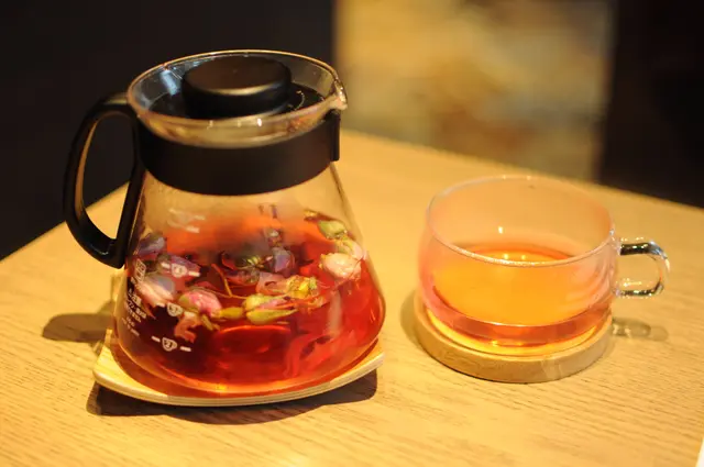 玫瑰洛神花茶