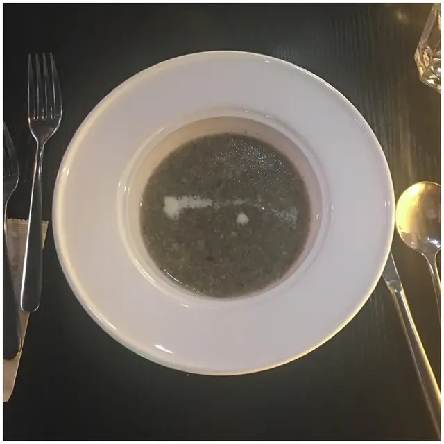 黑松露蘑菇湯