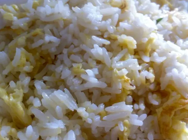 咖哩牛腩飯炒底