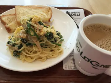 菠菜滑蛋意大利麵套餐