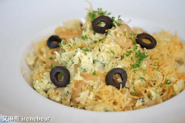 「炒馬介休、雞蛋、馬鈴薯絲」