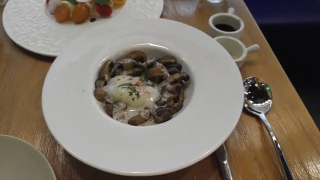 溫泉蛋松露汁雜菌