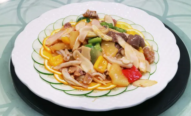 蚌仁花姿乳鴿甫