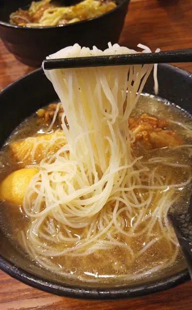 米粉爽口度較一般, 不過不失, 以份量多取勝