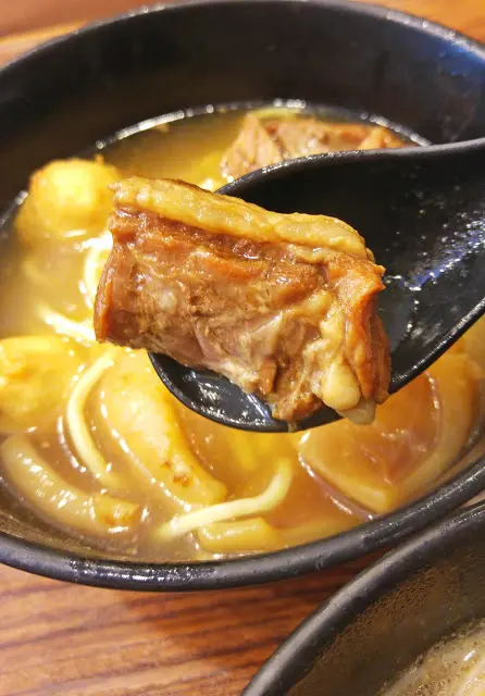 牛坑腩炆得入味腍軟, 肉味頗濃郁