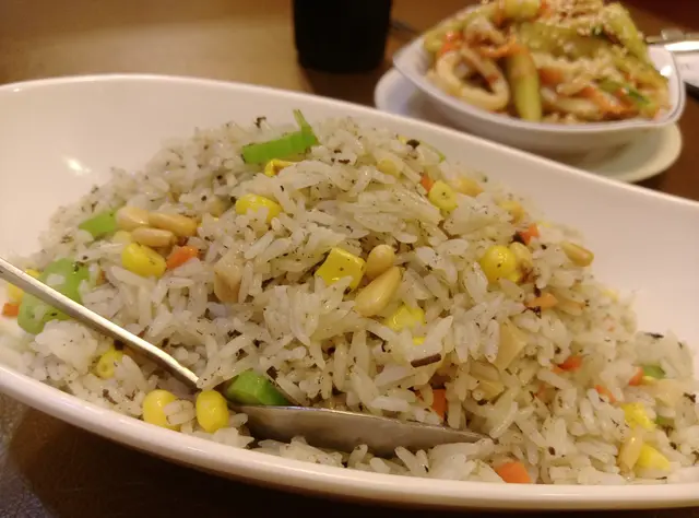 松子黑松露炒飯