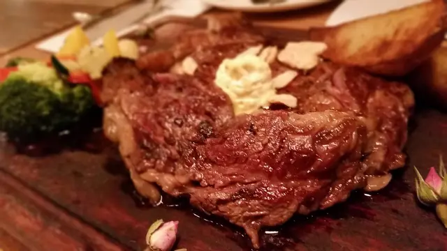 煙燻烤安格斯肉眼牛排