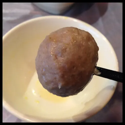 爆炸薑汁皮蛋貢丸
