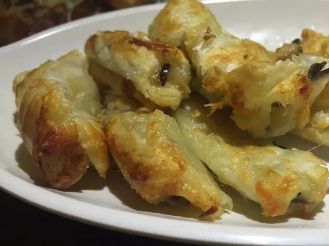 Vegetarian Mushroom Roll