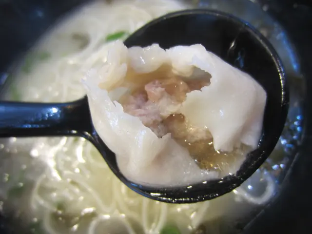 食o緊o既小籠包