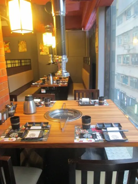 六至八人的大長枱