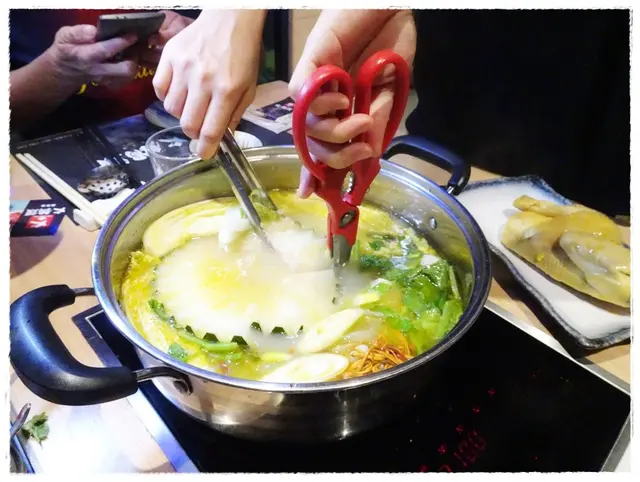 招牌花膠冬瓜濃雞湯