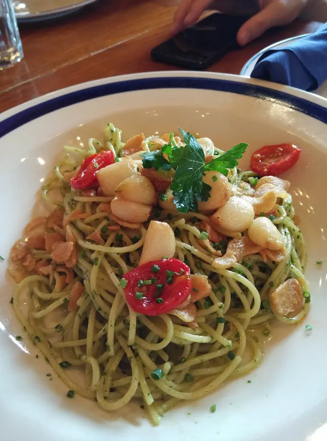 欖油蒜子炒意粉