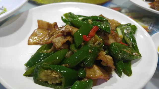 虎皮椒唔夠辣，所以一致評價普通。