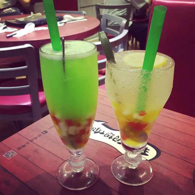 蒟蒻青蘋果優格 、檸檬愛玉冰