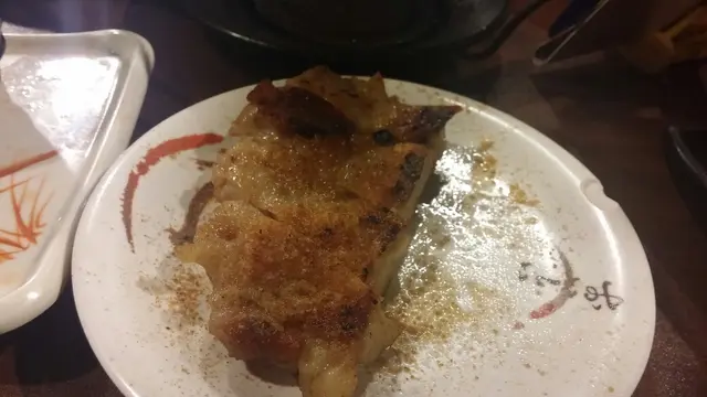 味道先不說 食落竟然有血 未熟 職員見狀收走