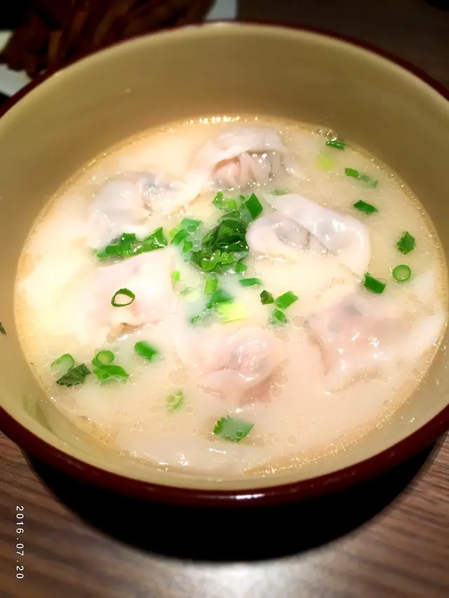 老田家菜肉雲吞湯