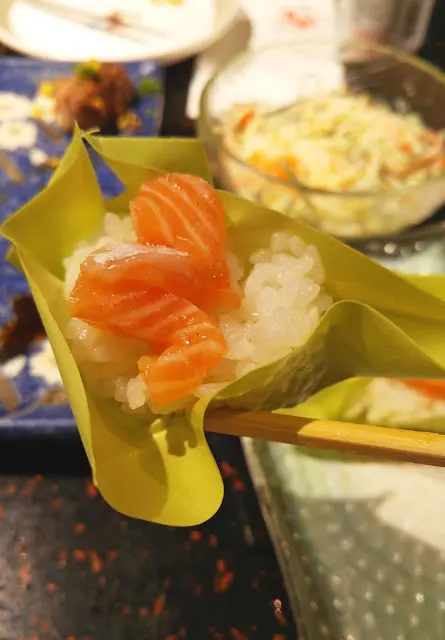 豆紙香茅三文魚沙律