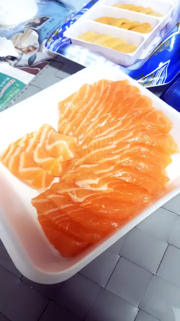 三文鱼刺身