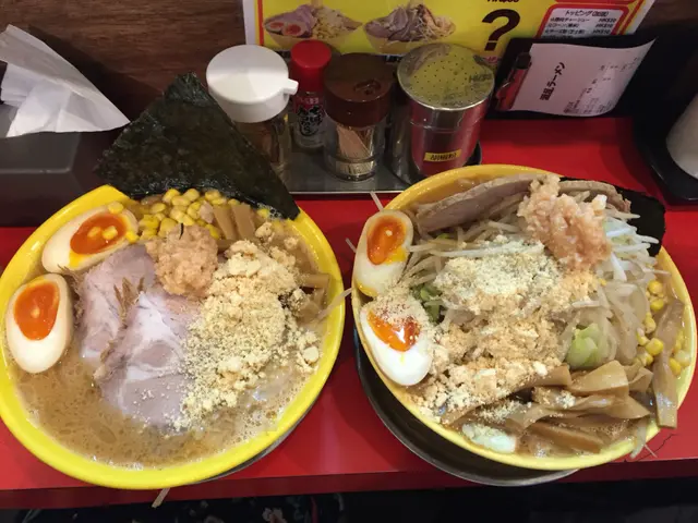 好大碗,太麵幾好,但湯底偏咸