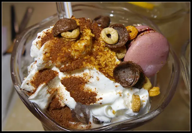 馬卡龍男主角華田特飲