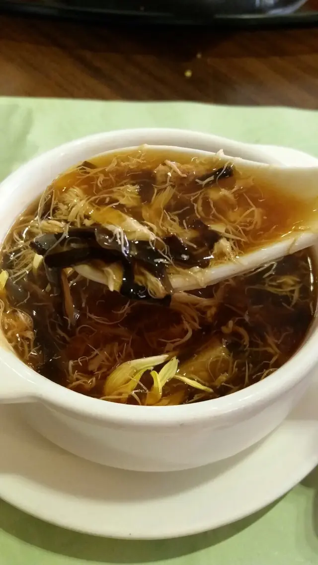 好似食緊碗仔翅，好足料好好味，重點係唔會好「杰」