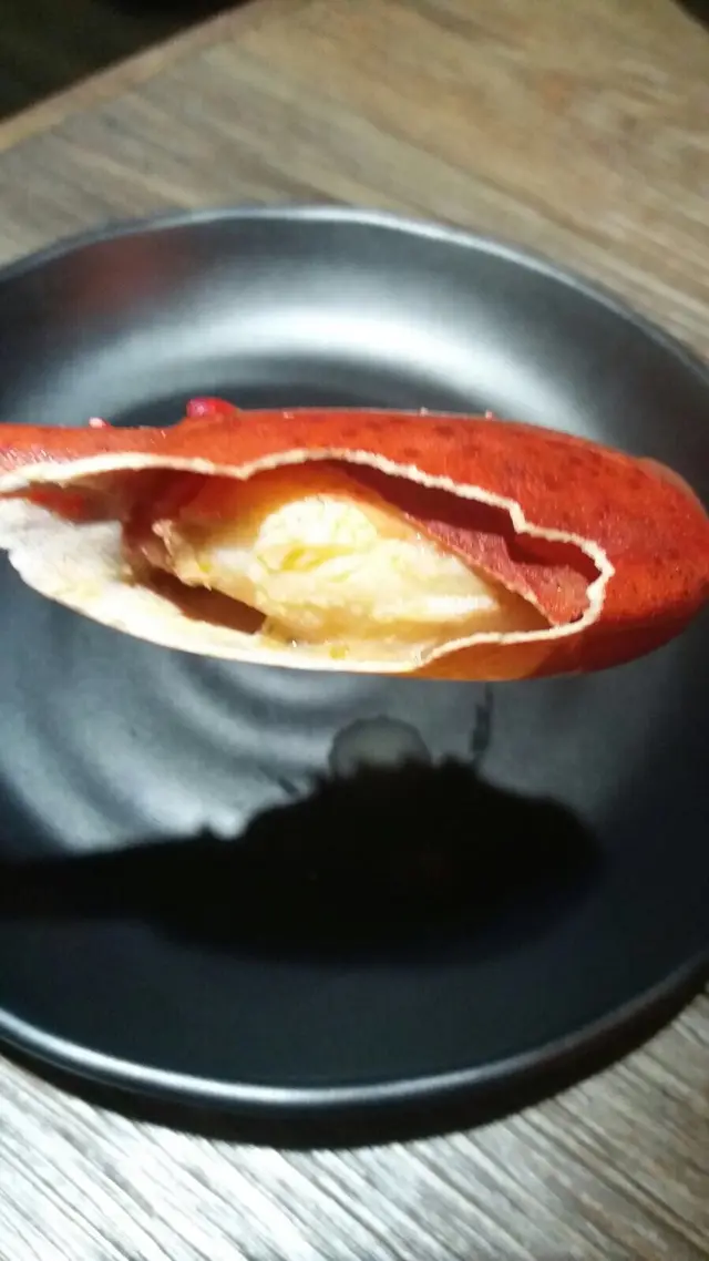 好新鮮，廚師好貼心會爆開殻，方便食客