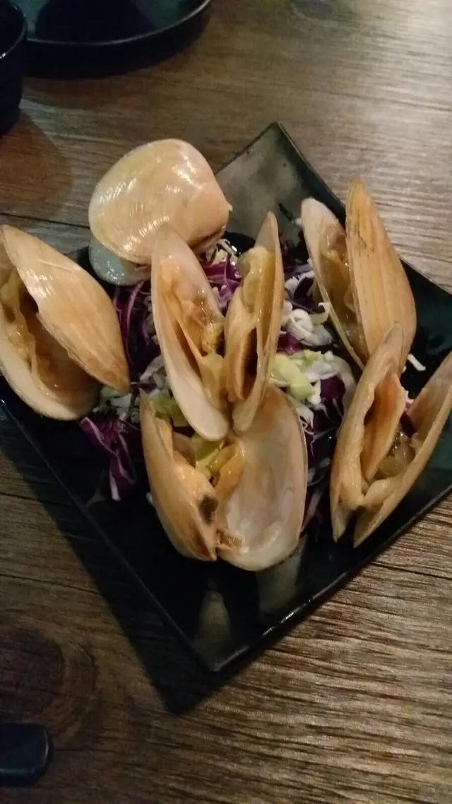 唔知咩品種，所以叫佢係蜆，冇沙同埋新鮮，仲識郁