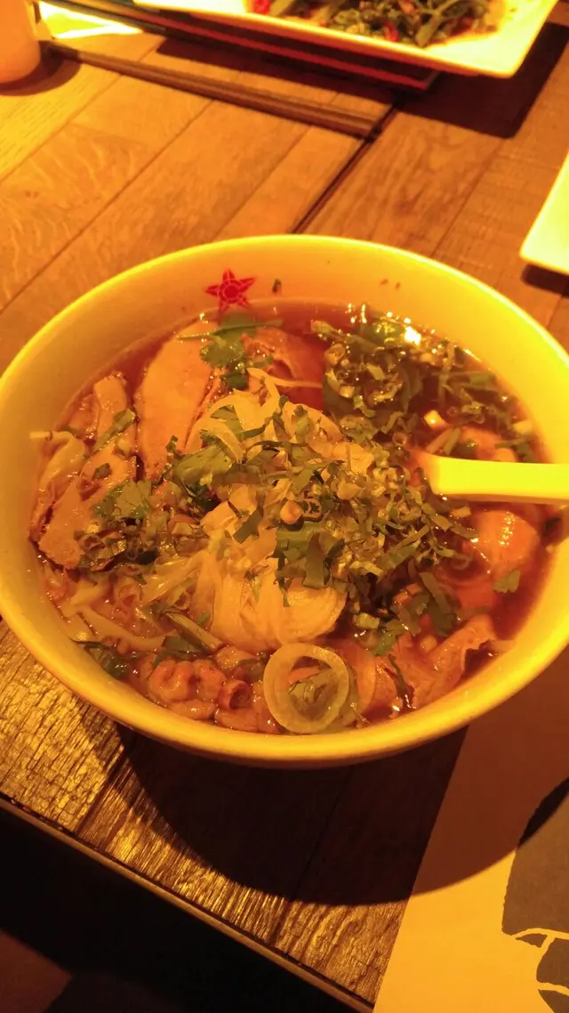 生或熟牛肉湯河