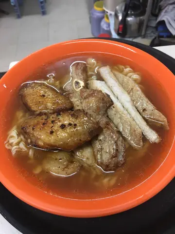 猪扒鸡翼出前一丁