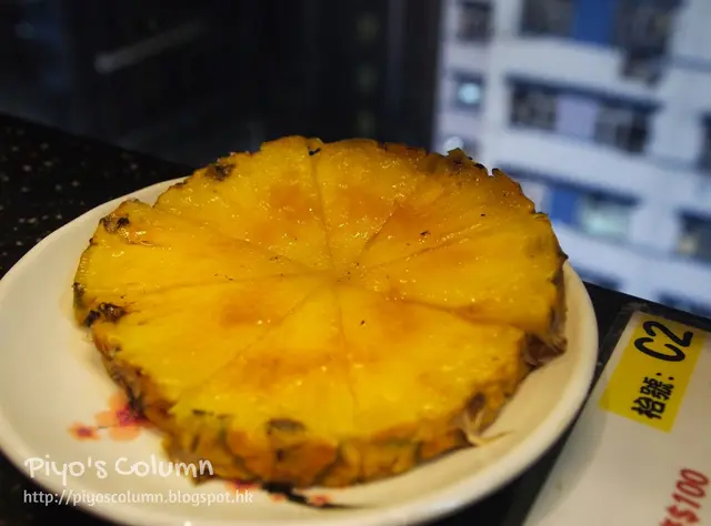 焦糖脆皮把甜度拉高,點上8塊,排著會像pizza喔~