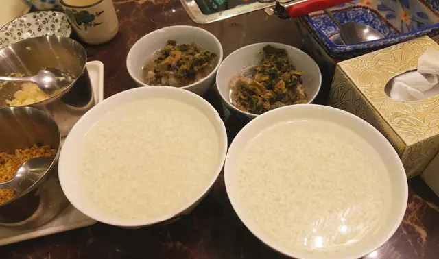 最後食的菜乾排骨粥, 蒸海鮮之前要作好準備