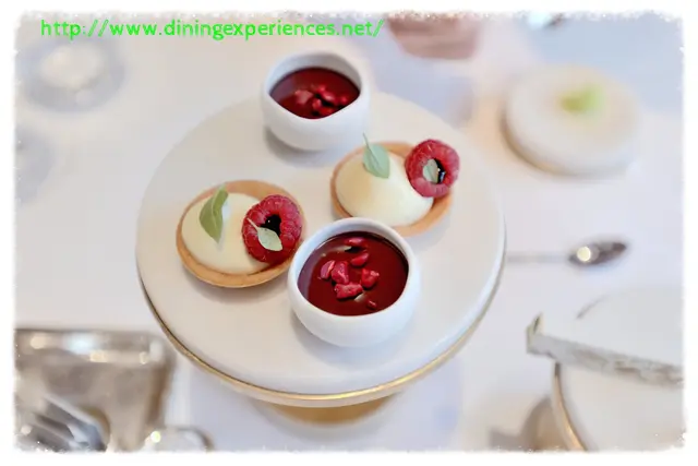 Petit Four