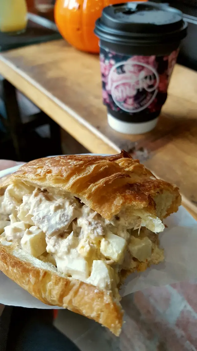 crab salad crossiant