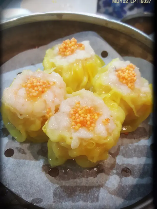 蟹籽燒賣皇（$27）