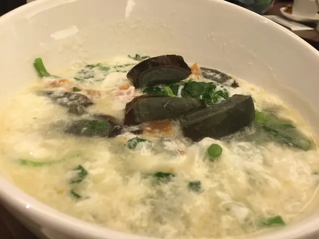 金銀蛋浸西洋菜