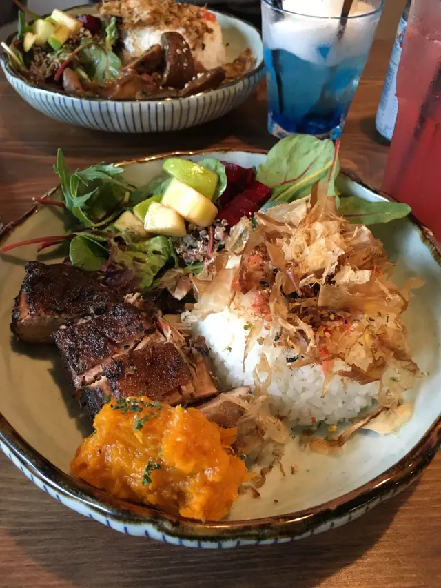 貓毛定食,南瓜泥伴烤鴨胸