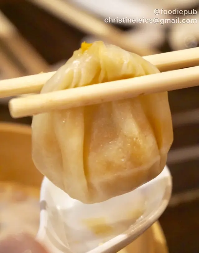 特上蟹粉小籠包